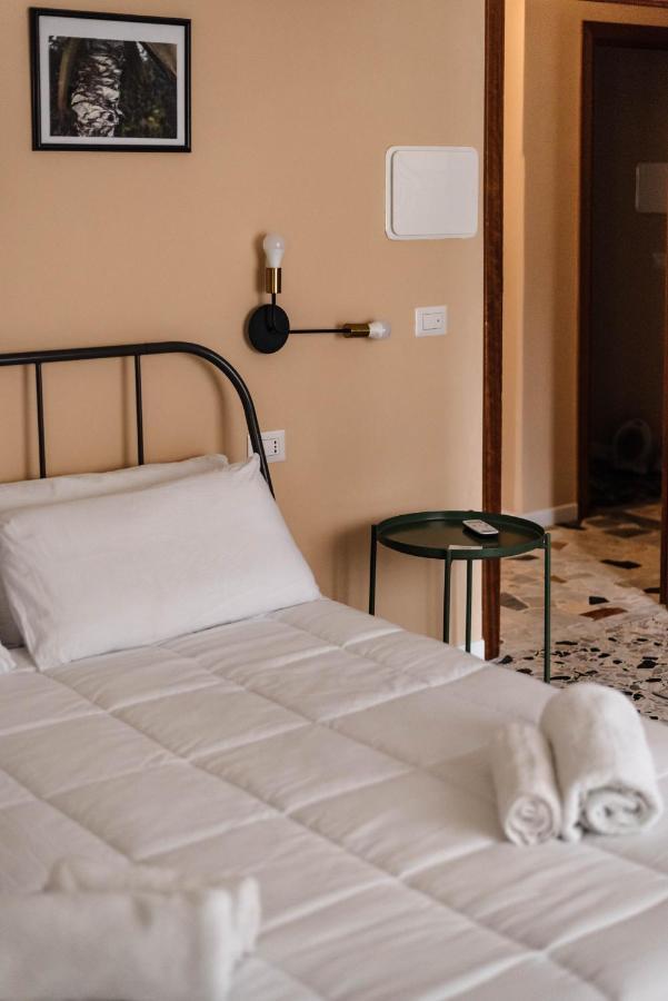 Four Rooms Альгеро Екстер'єр фото